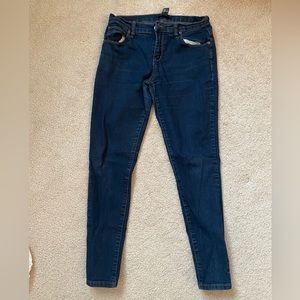 Forever 21 dark wash skinny jeans women’s 27” waist